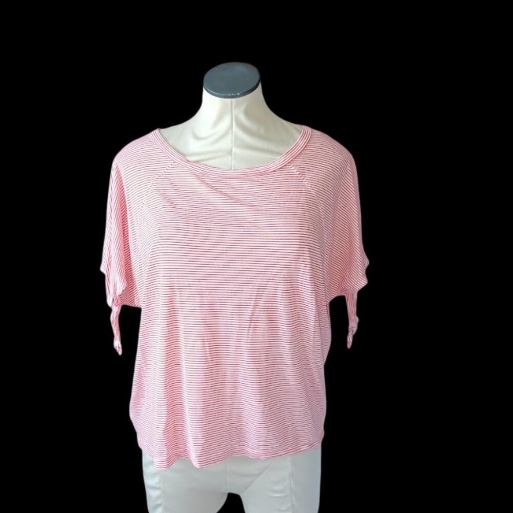 Red and white striped Loft tie sleeve shirt